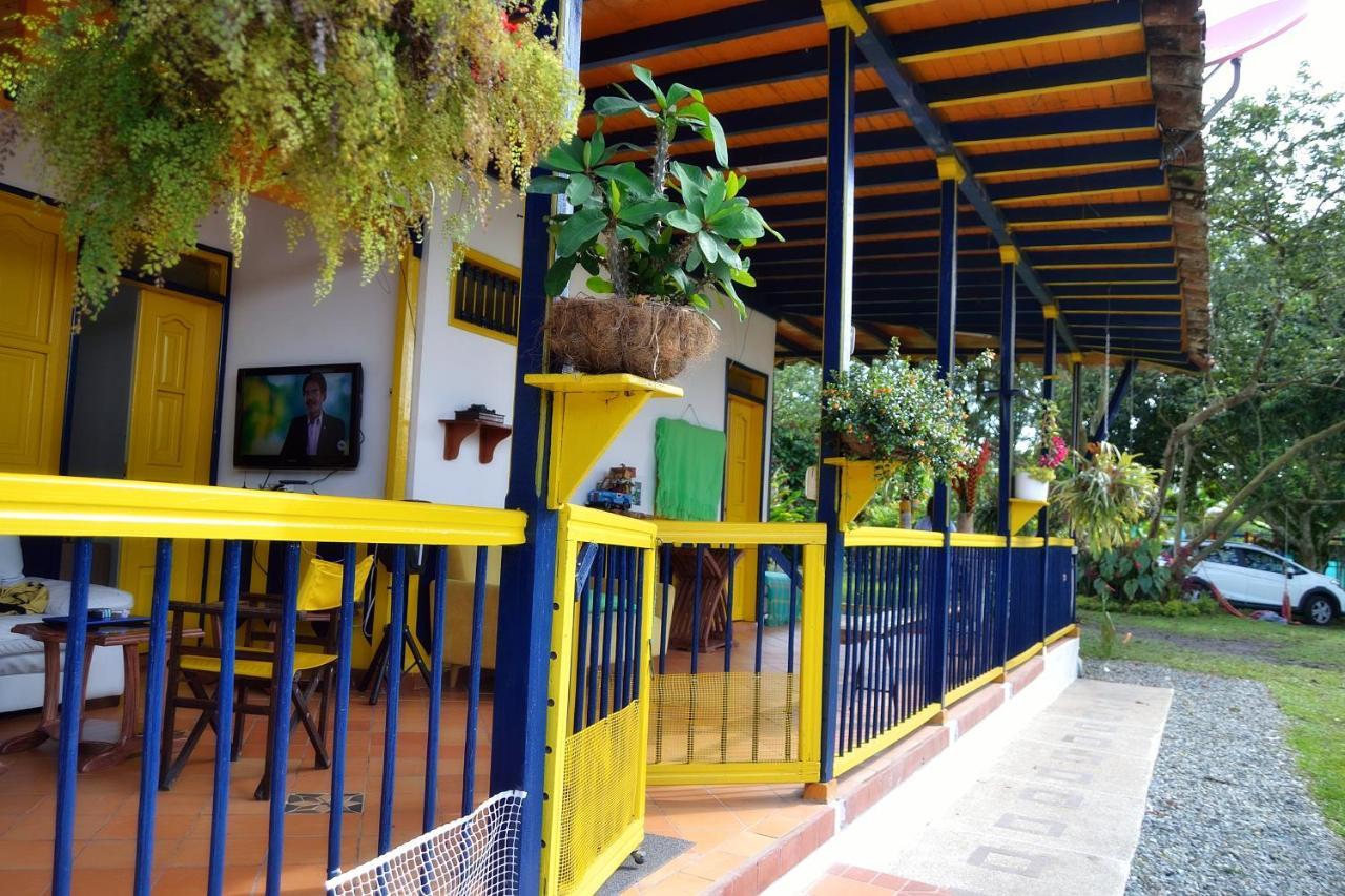 Casa Finca Villa Luz A 800 Mts Del Parque Del Cafe Montenegro Eksteriør bilde